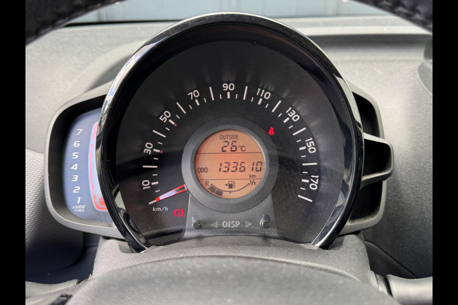 Peugeot 108 1.0 e-VTi Allure | Fietsendragersteun | Apple carplay/Android auto | Prijs is rijklaar!
