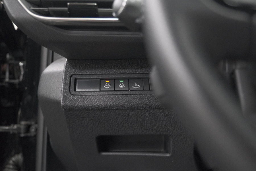 Peugeot 3008 1.2 Hybrid 136 GT | Camera | Adaptieve Cruise Control | Elektronische Kofferklep | Navigatie