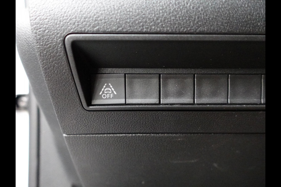Opel Combo 130pk L1 Automaat Apple Carplay Trekhaak Parkeersensoren Airco Cruise control 2-zits
