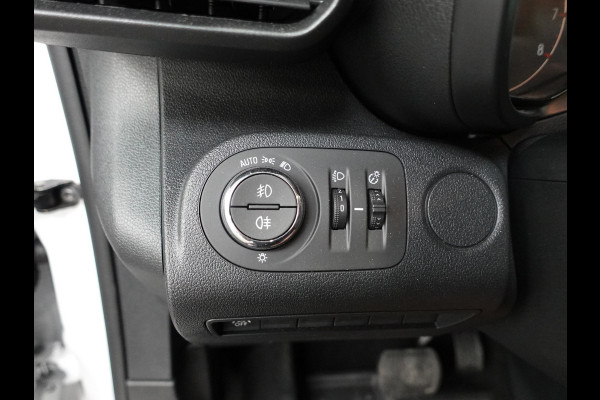 Opel Combo 130pk L1 Automaat Apple Carplay Trekhaak Parkeersensoren Airco Cruise control 2-zits