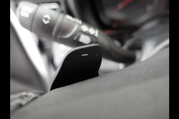 Opel Combo 130pk L1 Automaat Apple Carplay Trekhaak Parkeersensoren Airco Cruise control 2-zits