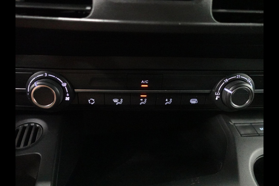 Opel Combo 130pk L1 Automaat Apple Carplay Trekhaak Parkeersensoren Airco Cruise control 2-zits