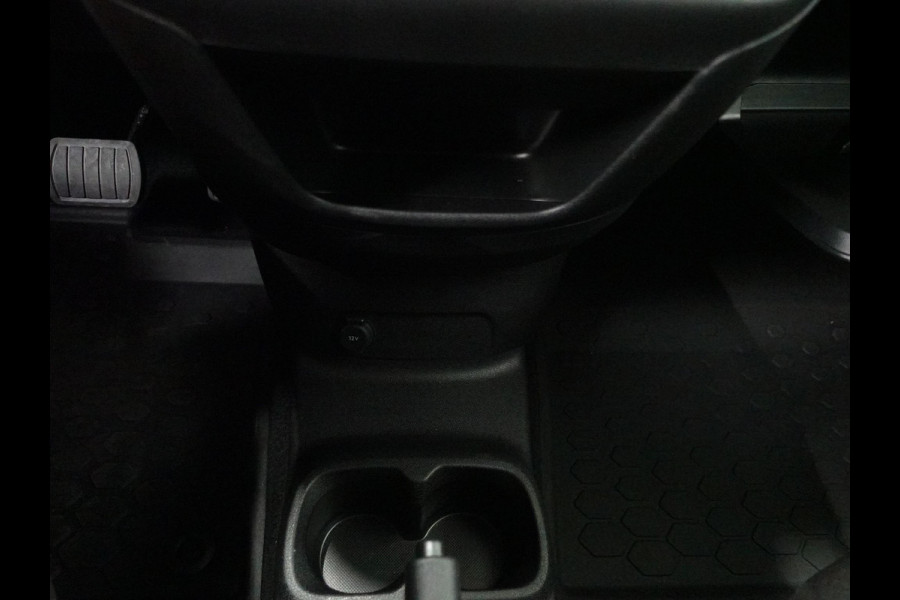 Opel Combo 130pk L1 Automaat Apple Carplay Trekhaak Parkeersensoren Airco Cruise control 2-zits