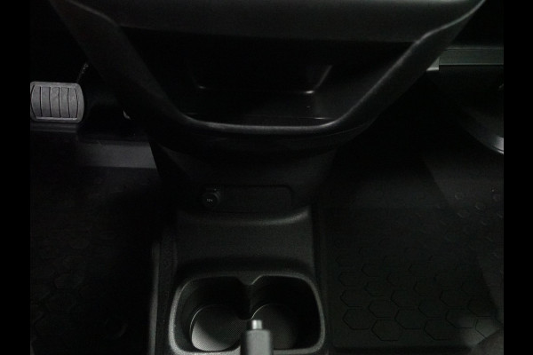 Opel Combo 130pk L1 Automaat Apple Carplay Trekhaak Parkeersensoren Airco Cruise control 2-zits