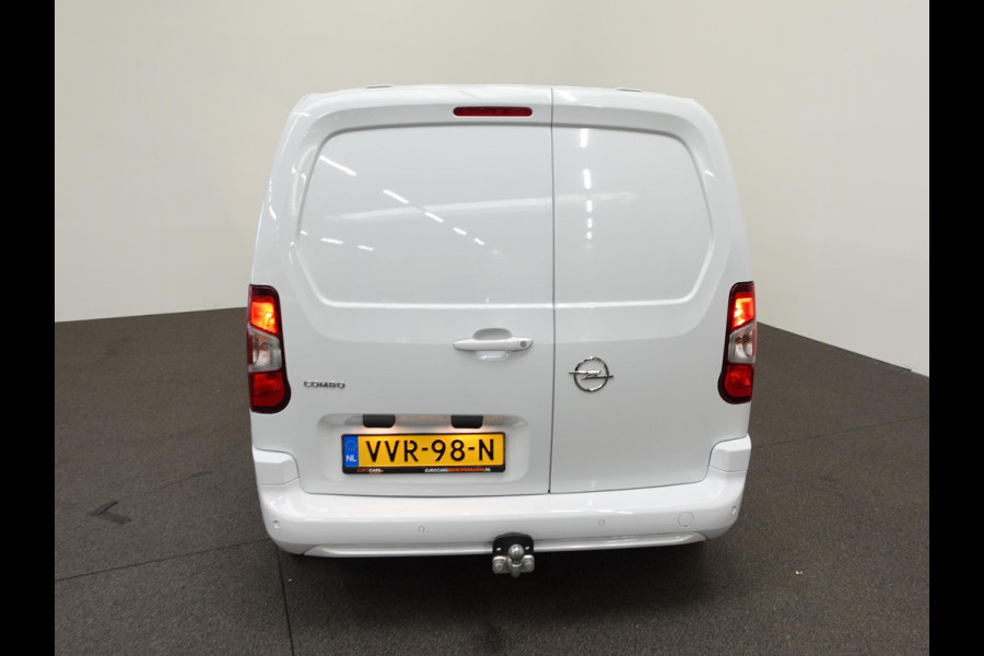 Opel Combo 130pk L1 Automaat Apple Carplay Trekhaak Parkeersensoren Airco Cruise control 2-zits