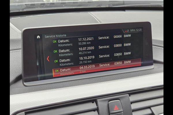 BMW 3 Serie Touring 318i M Sport Edition | LEDER | NAVIGATIE PROFF. | STOELVERWARMING | TREKHAAK |