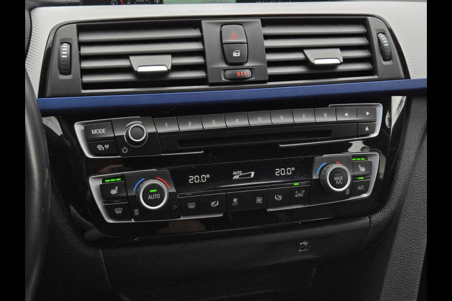 BMW 3 Serie Touring 318i M Sport Edition | LEDER | NAVIGATIE PROFF. | STOELVERWARMING | TREKHAAK |