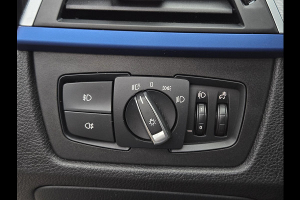 BMW 3 Serie Touring 318i M Sport Edition | LEDER | NAVIGATIE PROFF. | STOELVERWARMING | TREKHAAK |
