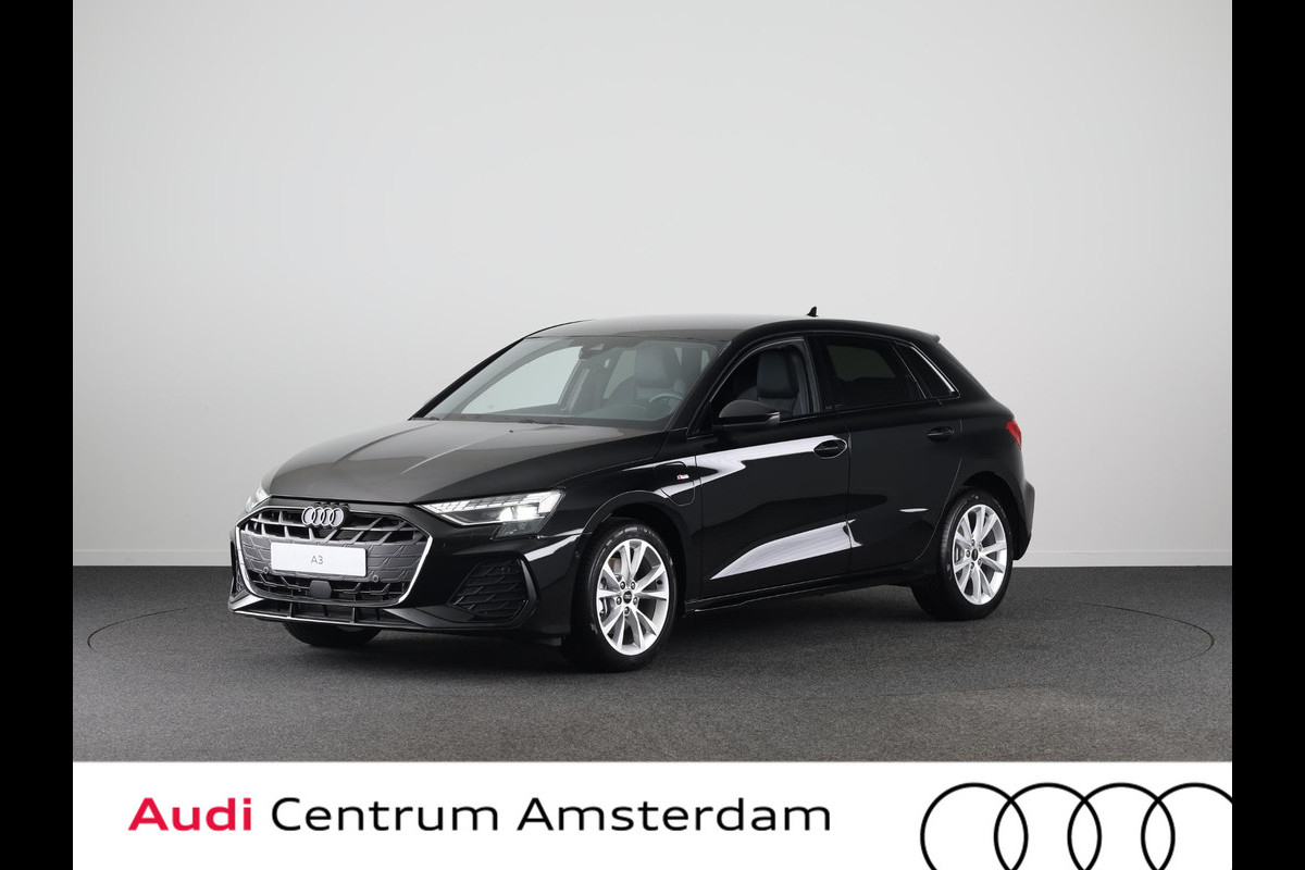 Audi A3 Sportback 40 TFSI e S edition assistentiepakket driving + parking Plus, optiekpakket zwart plus, privacy glass Audi A3 Sportback 40 TFSI e S edition assistentiepakket driving + parking Plus, optiekpakket zwart plus, privacy glass