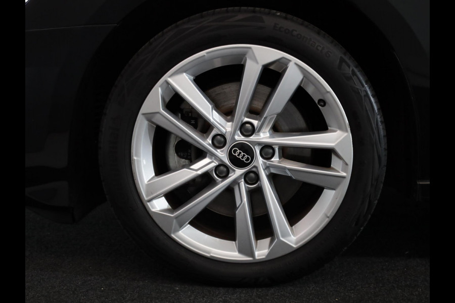 Audi A3 Sportback 30 TFSI Attitude 110 pk S-tronic | Navigatie | Parkeersensoren achter | Autom. airco | Apple Carplay/Android Auto | LED koplampen |