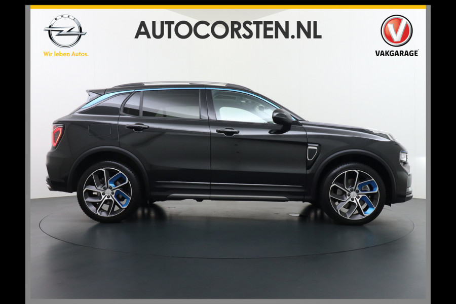 Lynk & Co 01 1.5 PHEV AUT-7 261pk Pano-Schuif-K-dak 20" 360°Camera Apple Carplay Android Auto Adaptive-Cruise Navi Pdc Ecc Keyless Led Plug-I Elek.Memory.Stoel File assistent Dodehoek detector Elektrisch bedienbare achterklep Rijstrooksensor Wifi Verkeersbord detectie 425Nm koppel 3,7kw laadvermogen A-label Euro 6 Hybride Benzine/Elektrisch rijden tot ca.69km 1.800kg trekvermogen