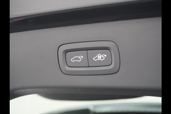 Lynk & Co 01 1.5 PHEV AUT-7 261pk Pano-Schuif-K-dak 20" 360°Camera Apple Carplay Android Auto Adaptive-Cruise Navi Pdc Ecc Keyless Led Plug-I Elek.Memory.Stoel File assistent Dodehoek detector Elektrisch bedienbare achterklep Rijstrooksensor Wifi Verkeersbord detectie 425Nm koppel 3,7kw laadvermogen A-label Euro 6 Hybride Benzine/Elektrisch rijden tot ca.69km 1.800kg trekvermogen