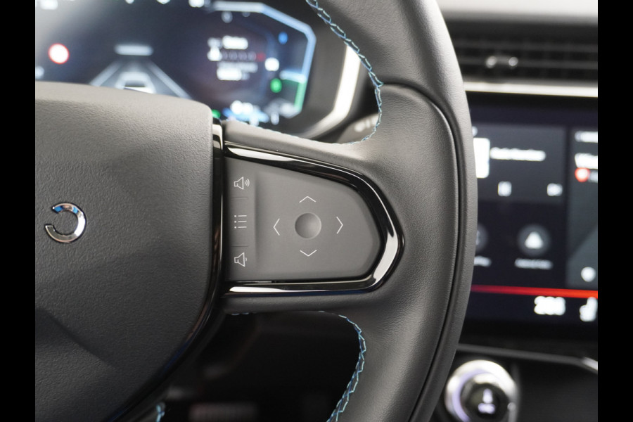 Lynk & Co 01 1.5 PHEV AUT-7 261pk Pano-Schuif-K-dak 20" 360°Camera Apple Carplay Android Auto Adaptive-Cruise Navi Pdc Ecc Keyless Led Plug-I Elek.Memory.Stoel File assistent Dodehoek detector Elektrisch bedienbare achterklep Rijstrooksensor Wifi Verkeersbord detectie 425Nm koppel 3,7kw laadvermogen A-label Euro 6 Hybride Benzine/Elektrisch rijden tot ca.69km 1.800kg trekvermogen