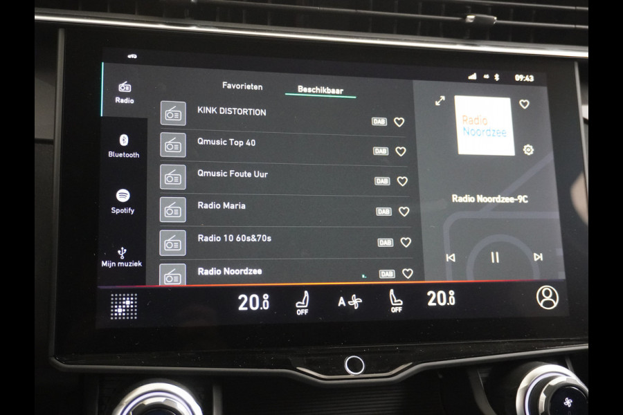 Lynk & Co 01 1.5 PHEV AUT-7 261pk Pano-Schuif-K-dak 20" 360°Camera Apple Carplay Android Auto Adaptive-Cruise Navi Pdc Ecc Keyless Led Plug-I Elek.Memory.Stoel File assistent Dodehoek detector Elektrisch bedienbare achterklep Rijstrooksensor Wifi Verkeersbord detectie 425Nm koppel 3,7kw laadvermogen A-label Euro 6 Hybride Benzine/Elektrisch rijden tot ca.69km 1.800kg trekvermogen