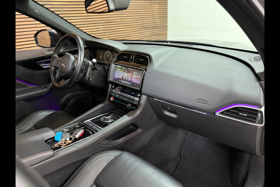 Jaguar F-Pace 2.0 Portfolio AWD 20d | Meridian | Pano | Trekhaak | Navi