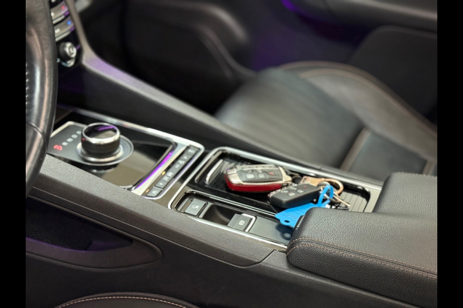Jaguar F-Pace 2.0 Portfolio AWD 20d | Meridian | Pano | Trekhaak | Navi