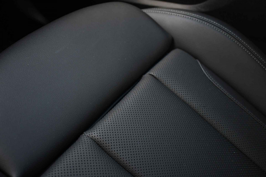 BMW X3 xDrive30e M-Sport Pano Trekhaak Camera HiFi DA-pack