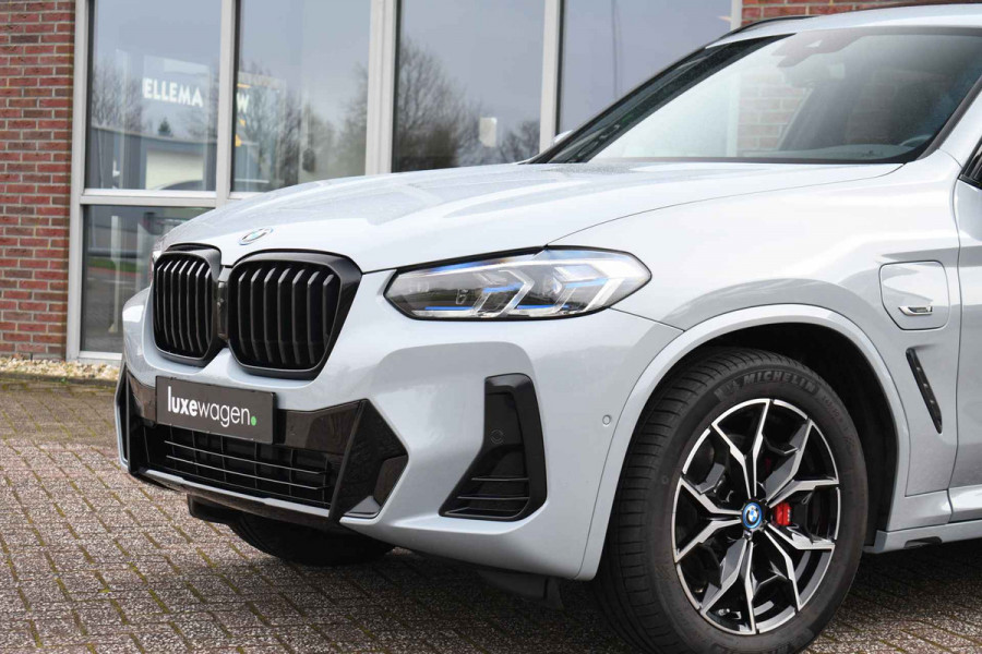 BMW X3 xDrive30e M-Sport Pano Trekhaak Camera HiFi DA-pack