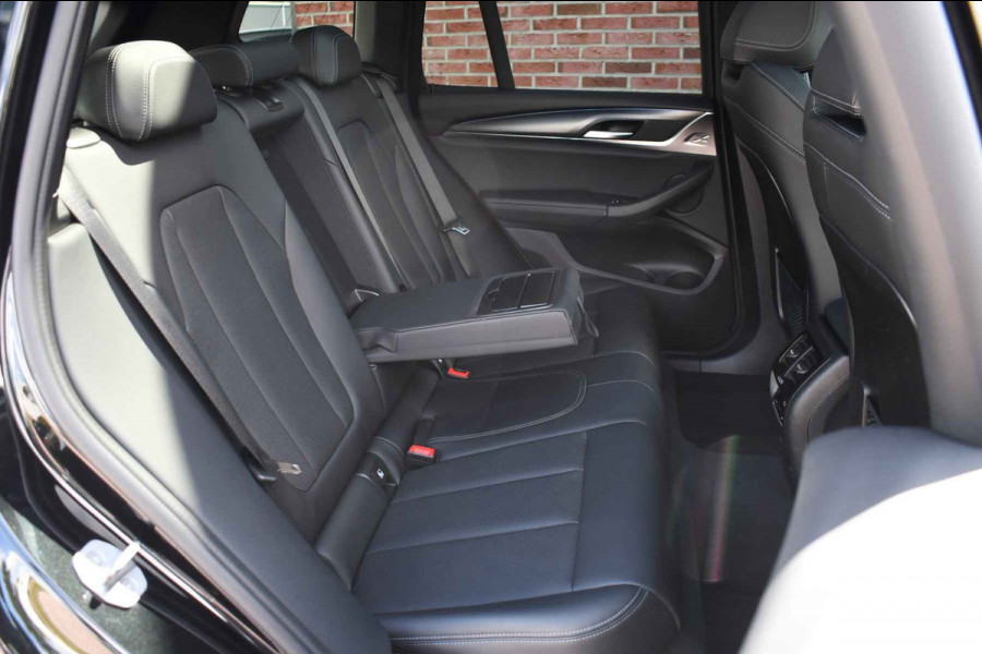 BMW X3 xDrive30e M-Sport Pano Trekhaak Camera HiFi DA-pack