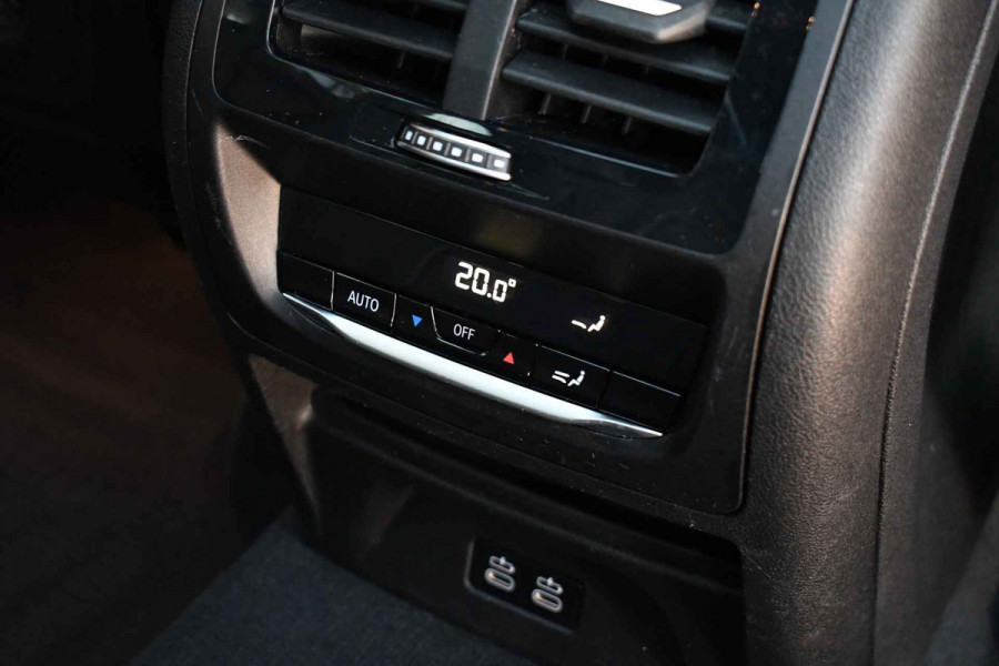 BMW X3 xDrive30e M-Sport Pano Trekhaak Camera HiFi DA-pack