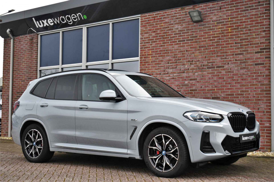 BMW X3 xDrive30e M-Sport Pano Trekhaak Camera HiFi DA-pack