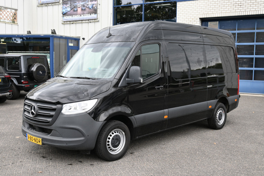 Mercedes-Benz Sprinter 317 CDI L2H2 RWD 3500 kg trekhaak, Geveerde stoel, Navigatie met camera