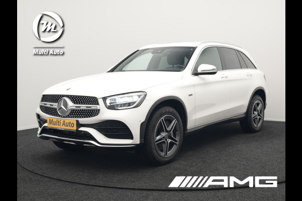 Mercedes-Benz GLC 300e 4MATIC AMG Plug In Hybrid 320pk Dealer O.H PHEV | Alcantara Sportstoelen Verwarmd | Cruise Control | Camera | Apple Carplay | 19"L.M | Navi Full Map | DAB |