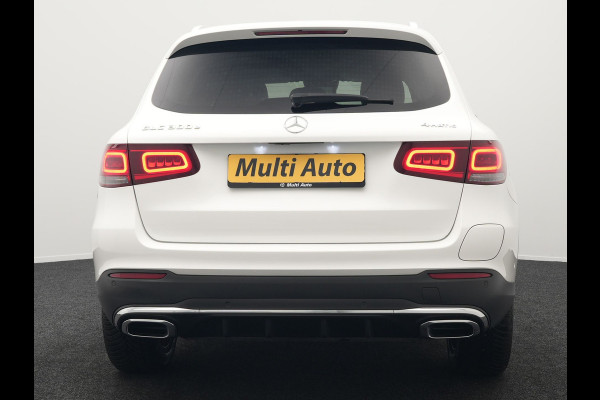 Mercedes-Benz GLC 300e 4MATIC AMG Plug In Hybrid 320pk Dealer O.H PHEV | Alcantara Sportstoelen Verwarmd | Cruise Control | Camera | Apple Carplay | 19"L.M | Navi Full Map | DAB |