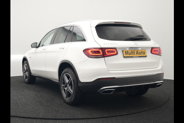 Mercedes-Benz GLC 300e 4MATIC AMG Plug In Hybrid 320pk Dealer O.H PHEV | Alcantara Sportstoelen Verwarmd | Cruise Control | Camera | Apple Carplay | 19"L.M | Navi Full Map | DAB |