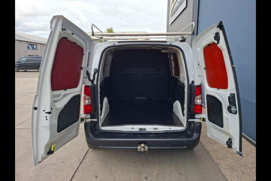 Opel Combo 1.6D L1H1 Edition AIRCO / CRUISE CONTROLE / NAVI / IMPERIAL / TREKHAAK