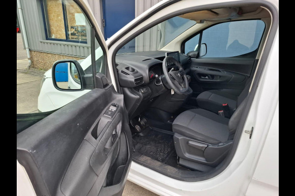 Opel Combo 1.6D L1H1 Edition AIRCO / CRUISE CONTROLE / NAVI / IMPERIAL / TREKHAAK