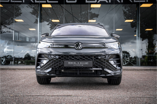 Volkswagen Tiguan 1.5 eHybrid R-Line Edition ** HUD ** Trekhaak ** 360 camera ** Massage Blackstyle **