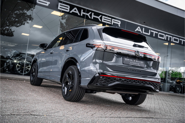 Volkswagen Tiguan 1.5 eHybrid R-Line Edition ** HUD ** Trekhaak ** 360 camera ** Massage Blackstyle **