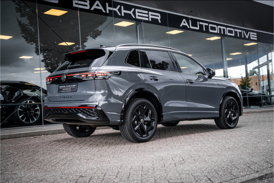 Volkswagen Tiguan 1.5 eHybrid R-Line Edition ** HUD ** Trekhaak ** 360 camera ** Massage Blackstyle **