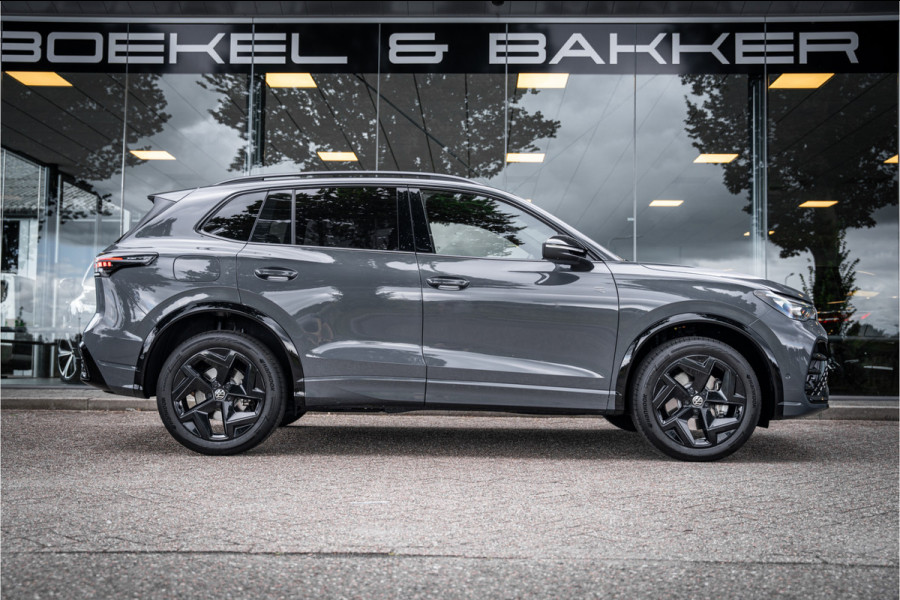 Volkswagen Tiguan 1.5 eHybrid R-Line Edition ** HUD ** Trekhaak ** 360 camera ** Massage Blackstyle **
