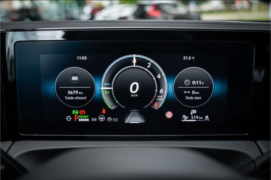 Volkswagen Tiguan 1.5 eHybrid R-Line Edition ** HUD ** Trekhaak ** 360 camera ** Massage Blackstyle **