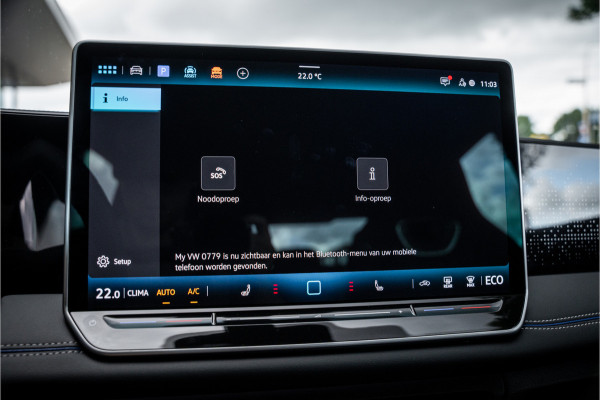 Volkswagen Tiguan 1.5 eHybrid R-Line Edition ** HUD ** Trekhaak ** 360 camera ** Massage Blackstyle **