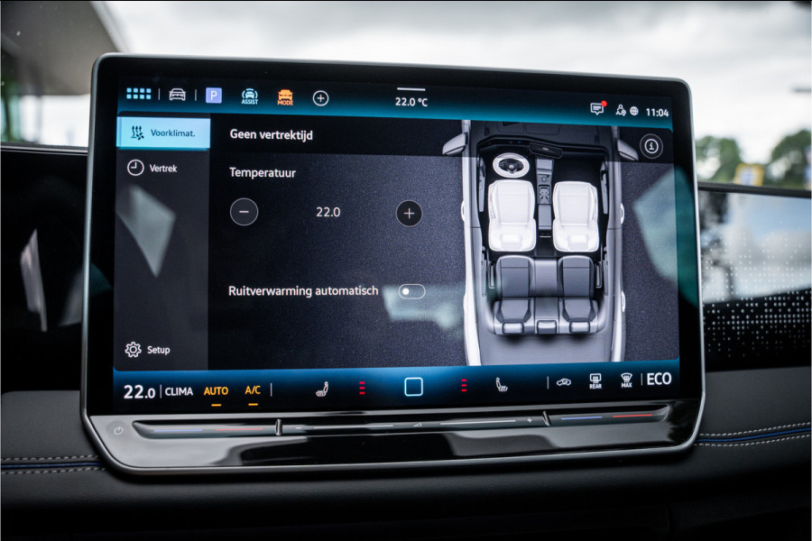 Volkswagen Tiguan 1.5 eHybrid R-Line Edition ** HUD ** Trekhaak ** 360 camera ** Massage Blackstyle **