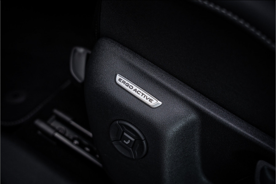 Volkswagen Tiguan 1.5 eHybrid R-Line Edition ** HUD ** Trekhaak ** 360 camera ** Massage Blackstyle **