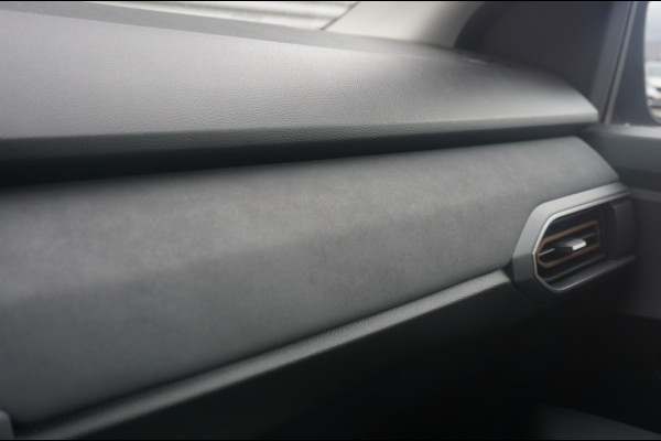Dacia Jogger 140PK Hybrid Extreme 7P AUTOMAAT | VOORGEREGISTREERD NIEUW 32 KM