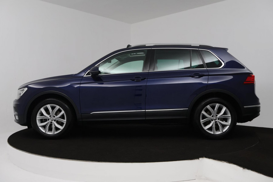 Volkswagen Tiguan 1.4 TSI ACT Highline (PANORAMADAK, TREKHAAK, STOELVERWARMING, LEER, DIGITALE COCKPIT, ACHTERUITRIJCAMERA) )