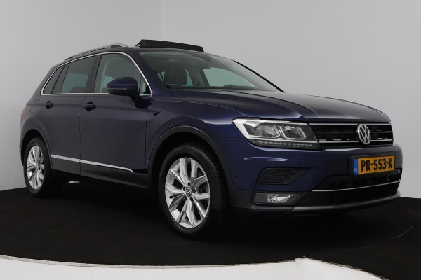 Volkswagen Tiguan 1.4 TSI ACT Highline (PANORAMADAK, TREKHAAK, STOELVERWARMING, LEER, DIGITALE COCKPIT, ACHTERUITRIJCAMERA) )
