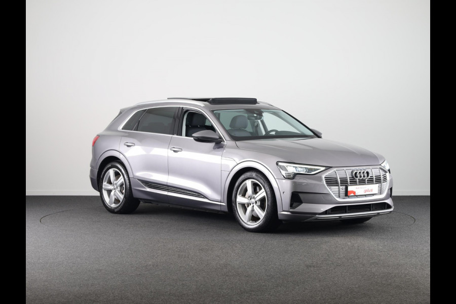 Audi e-tron e-tron 50 quattro Launch edition plus 71 kWh 313pk | SoH 90% | Panoramadak | Lederen bekleding | Adaptieve cruise controle | Elektrisch verstelbare voorstoelen | Memory