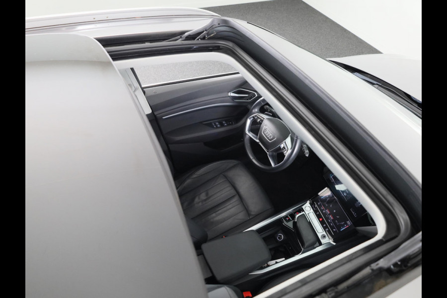 Audi e-tron e-tron 50 quattro Launch edition plus 71 kWh 313pk | SoH 90% | Panoramadak | Lederen bekleding | Adaptieve cruise controle | Elektrisch verstelbare voorstoelen | Memory