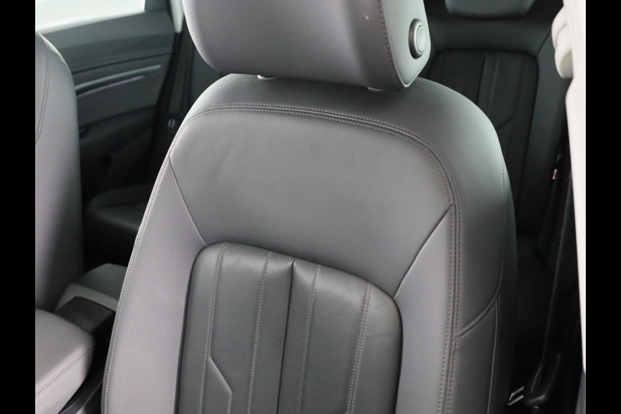 Audi e-tron e-tron 50 quattro Launch edition plus 71 kWh 313pk | SoH 90% | Panoramadak | Lederen bekleding | Adaptieve cruise controle | Elektrisch verstelbare voorstoelen | Memory