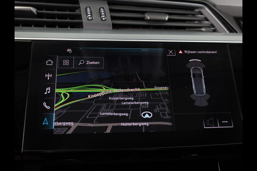 Audi e-tron e-tron 50 quattro Launch edition plus 71 kWh 313pk | SoH 90% | Panoramadak | Lederen bekleding | Adaptieve cruise controle | Elektrisch verstelbare voorstoelen | Memory