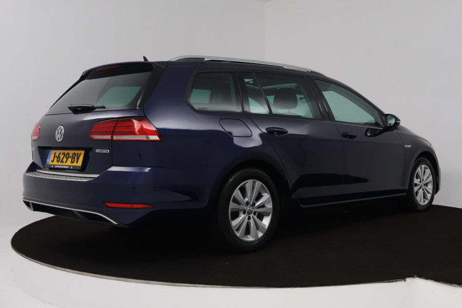 Volkswagen GOLF Variant 1.5 TSI Comfortline Business (PANORAMADAK, DIGITALE COCKPIT, CAMERA, STOELVERWARMING, CARPLAY NAVIGATIE)