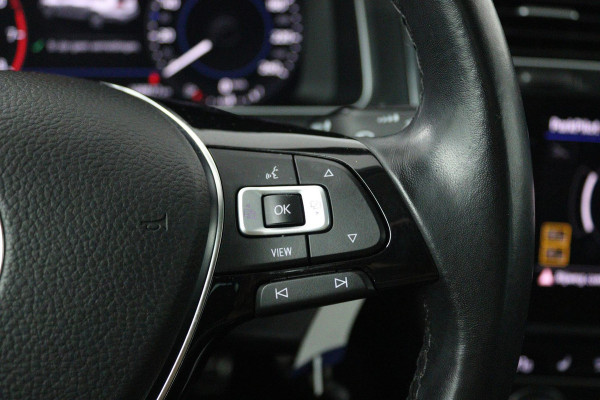 Volkswagen GOLF Variant 1.5 TSI Comfortline Business (PANORAMADAK, DIGITALE COCKPIT, CAMERA, STOELVERWARMING, CARPLAY NAVIGATIE)