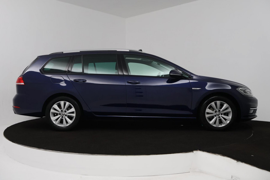 Volkswagen GOLF Variant 1.5 TSI Comfortline Business (PANORAMADAK, DIGITALE COCKPIT, CAMERA, STOELVERWARMING, CARPLAY NAVIGATIE)