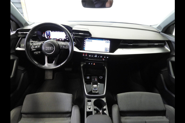 Audi A3 Limousine 30 TFSI Aut. Advanced Edition NAVI/VIRTUAL/LED/17"LMV! Audi A3 Limousine 30 TFSI Aut. Advanced Edition NAVI/VIRTUAL/LED/17"LMV!